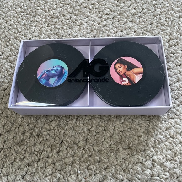Ariana Grande Other - 🎉🎊HOST PICK🎊🎉 Ariana Grande Coaster Set